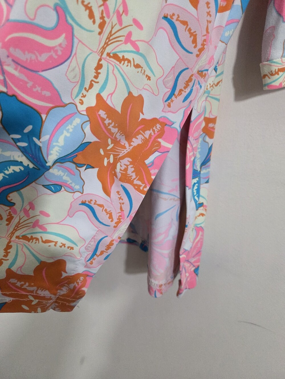 Lulu-B Floral Colorful Blouse Split V Neck 3/4 Sleeve Size XL Tropical Resort - Picture 5 of 9